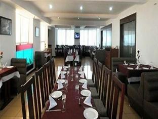 Maya International Hotel Mangalore Exterior foto